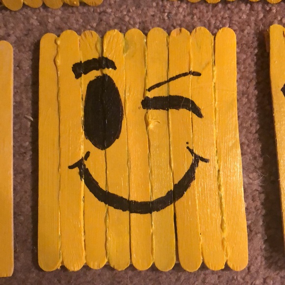 Emoji Coasters - Picture 9 of 10